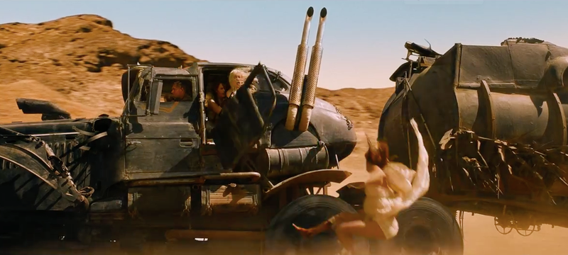 Illustration for article titled 43 Eye-Popping Trailer Screenshots Reveal Tons About Max Mad: Fury Road